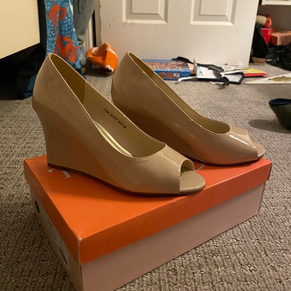 Nude wedge heels!